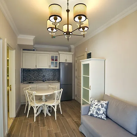 아파트호텔 My Garden 아키아카